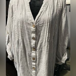 White w/ black pinstripe button blouse